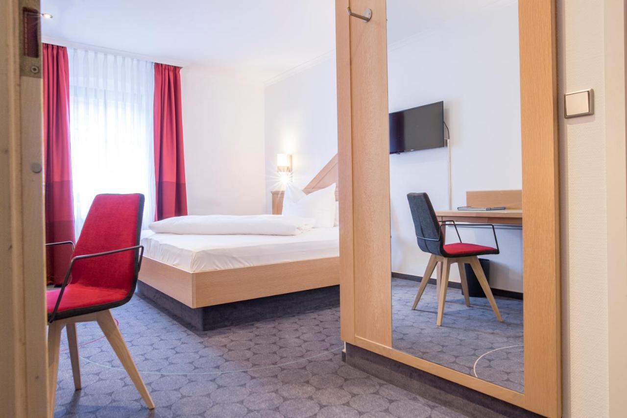 Hotel Weisses Ross Elsterwerda Eksteriør bilde