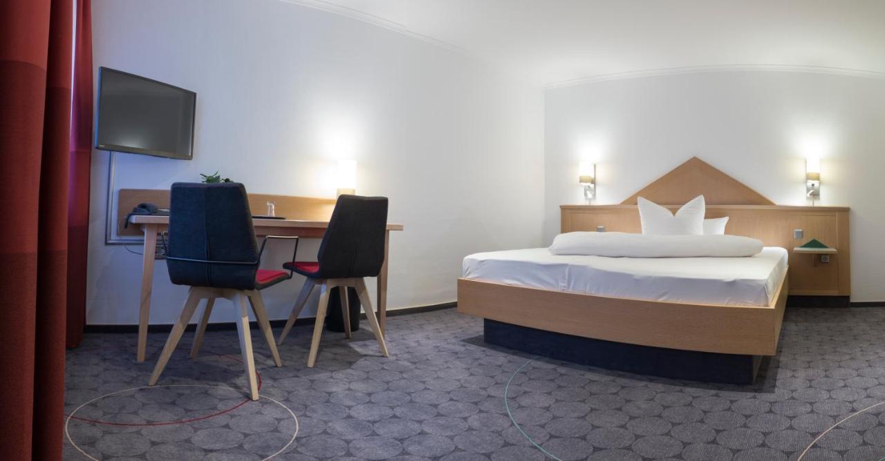 Hotel Weisses Ross Elsterwerda Eksteriør bilde